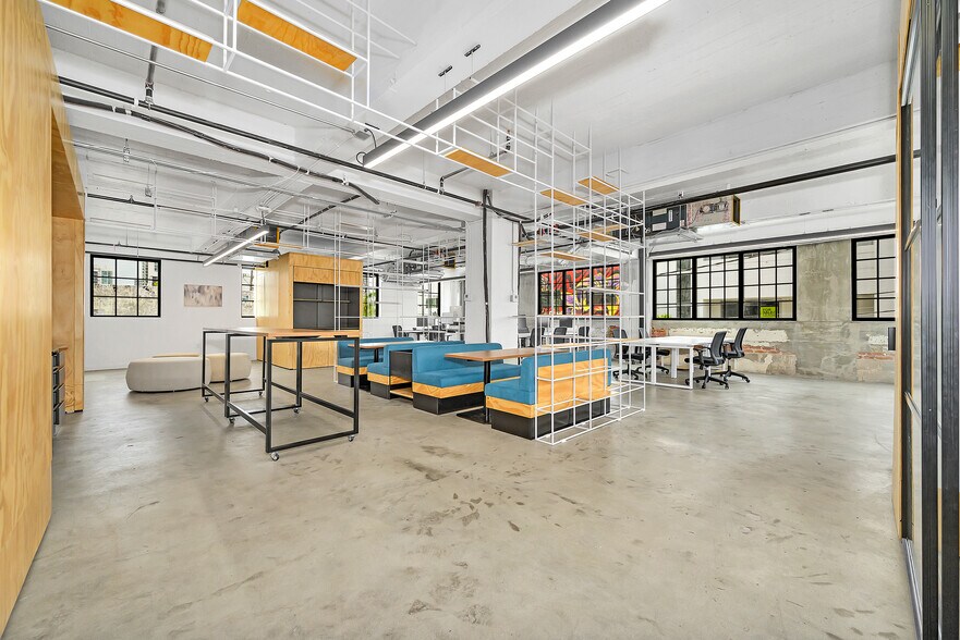 More Photos Of 2509 N Miami Ave, Miami Loft Creative Space For Lease