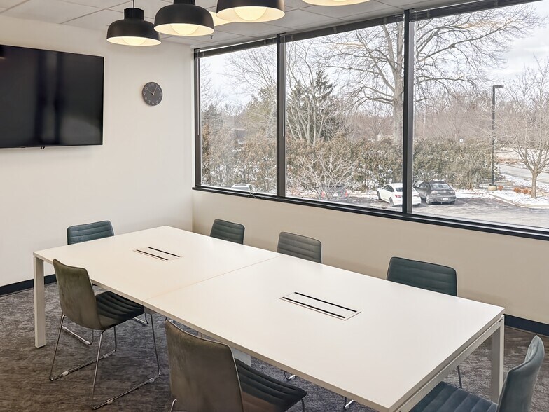 More Photos Of 6397 Emerald Pky, Dublin Coworking Space