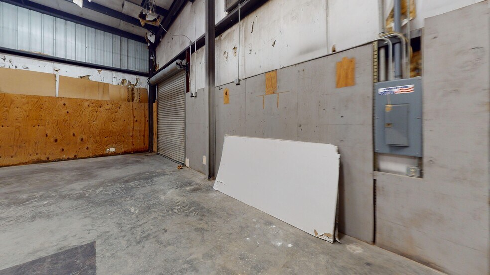 More Photos Of 4187 Milgen Rd, Columbus Warehouse For Lease