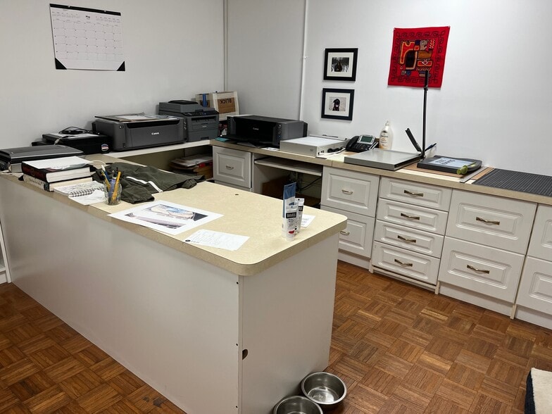 More Photos Of 26 Fitch St, Norwalk Warehouse For Lease