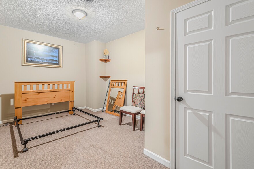 More Photos Of 170 St Gabriel Way, Fayetteville Light Manufacturing For Sale