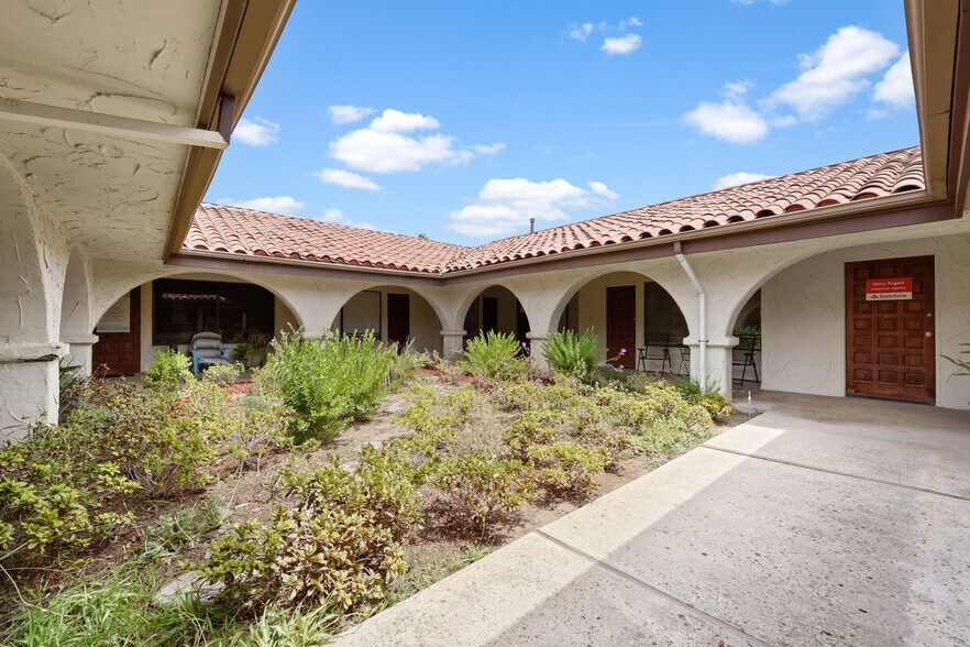 More Photos Of 970 Petit Ave, Ventura Medical For Lease