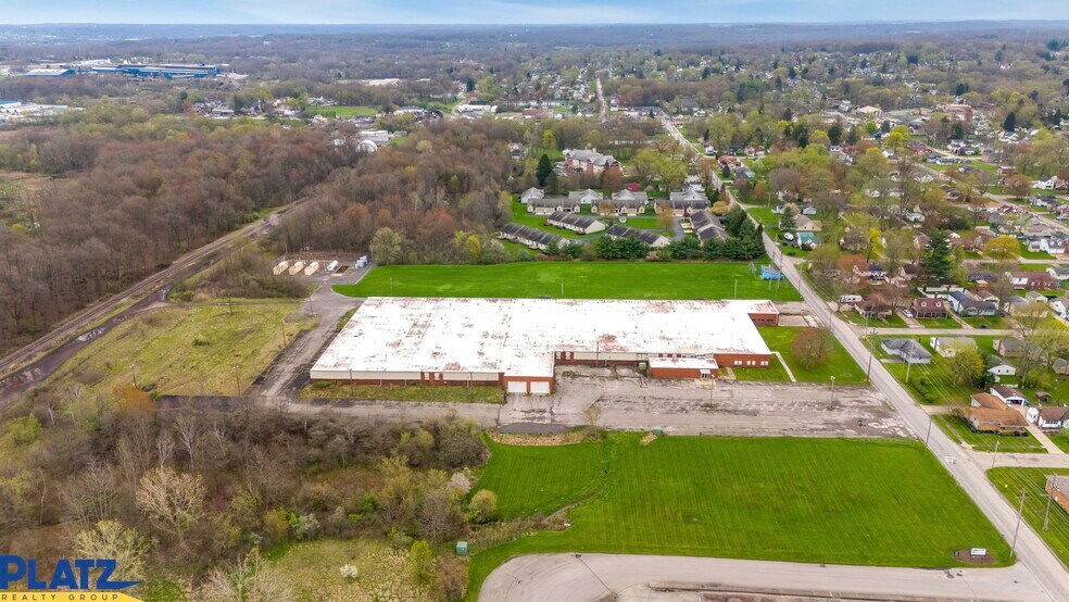 More Photos Of 400 Myron St, Youngstown Manufacturing For Lease