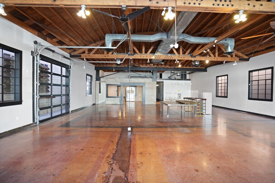 More Photos Of 6728 Bright Ave, Whittier Storefront For Sale