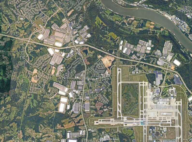 More Photos Of 1765-1795 Worldwide Blvd, Hebron Distribution For Lease