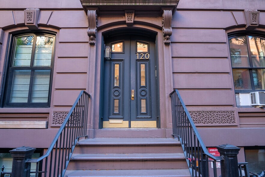 More Photos Of 120 E 10th St, New York Apartments For Sale