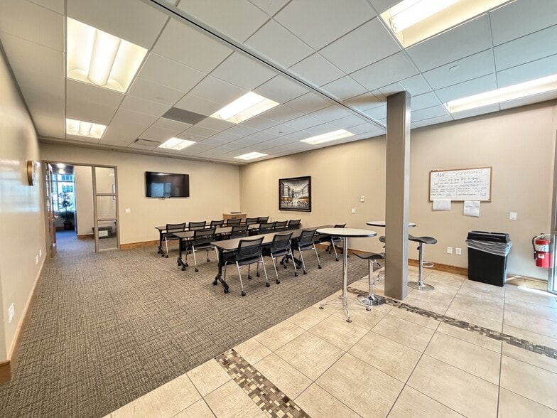 More Photos Of 4956 N 300 W, Provo Office For Sale