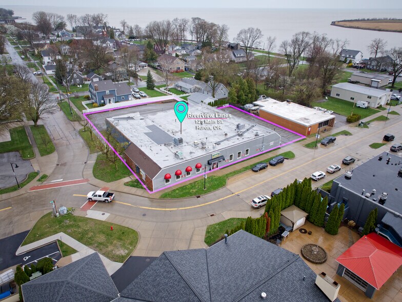 More Photos Of 125 Main St, Huron Bowling Alley For Sale