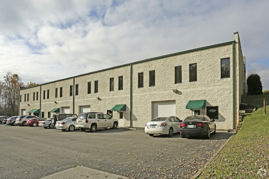 More Photos Of 337-375 Trane Ln, Knoxville Flex For Lease