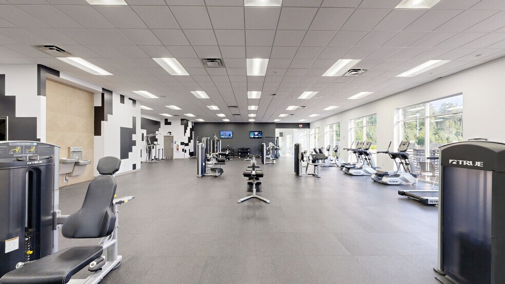 More Photos Of 4505 Derrick Industrial Pky, Atlanta Distribution For Lease