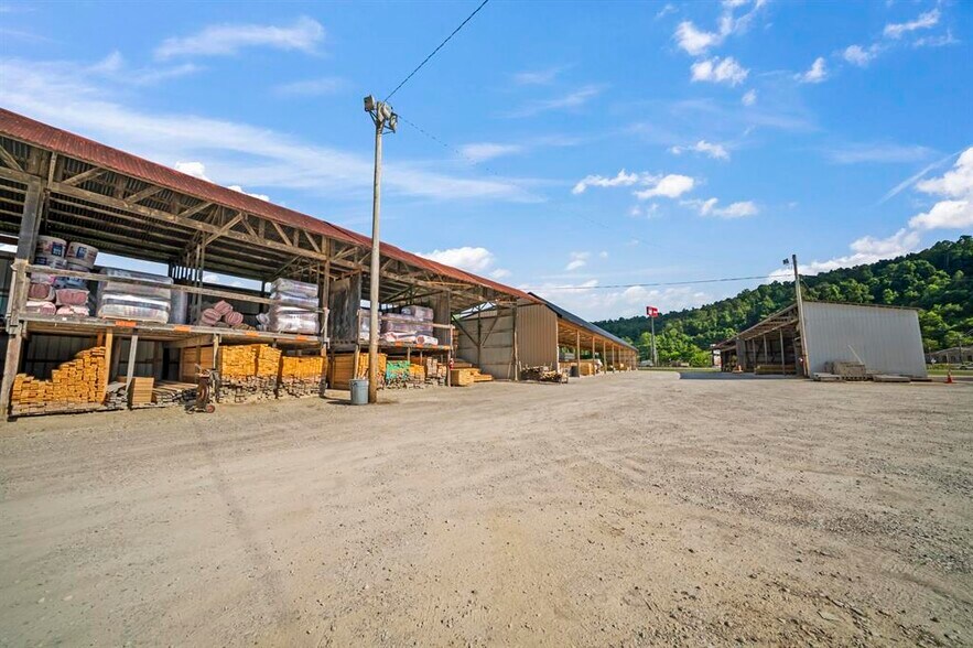 More Photos Of 1305 Seaton Ave, Greenup Warehouse For Sale
