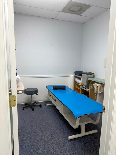 More Photos Of 2711-2753 SE Morningside Blvd, Port Saint Lucie Unknown For Lease