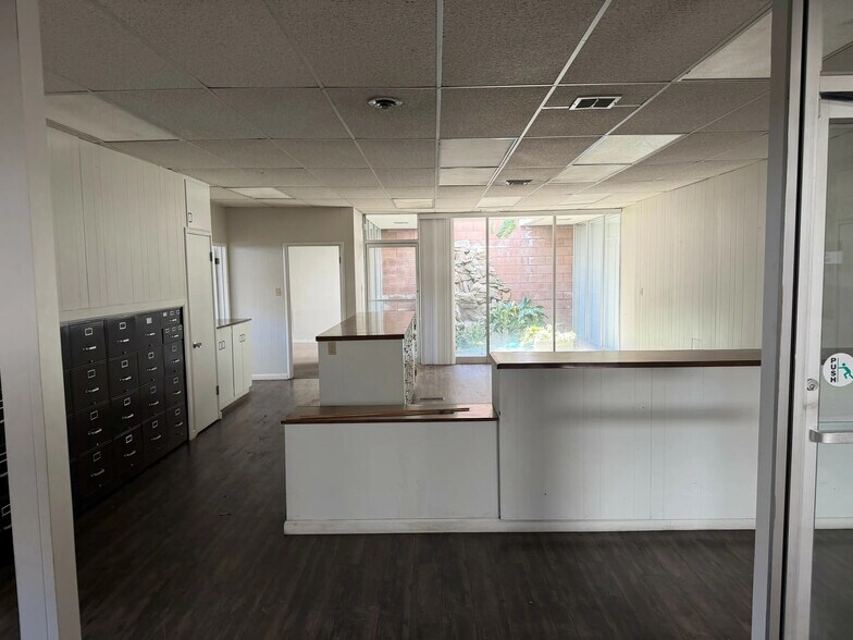More Photos Of 821 13th St, Modesto Office For Lease