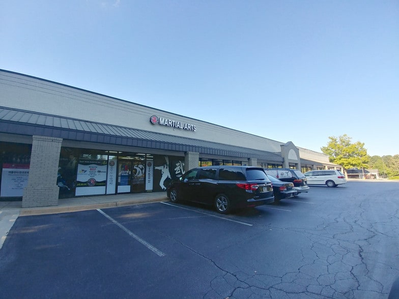 More Photos Of 3585 Peachtree Industrial Blvd, Duluth Unknown For Lease