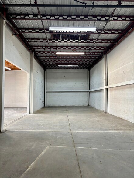 More Photos Of 2735 Tyler Ave, El Monte Warehouse For Lease