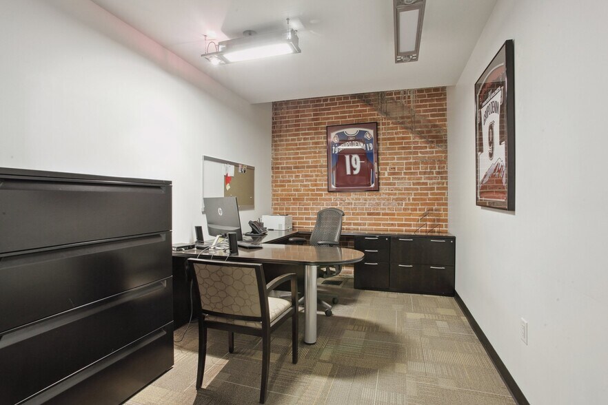 More Photos Of 730 17th St, Denver Office For Sale