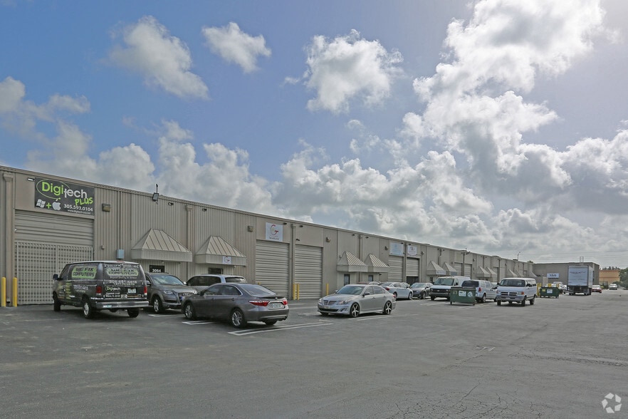 More Photos Of 7200-7256 NW 31st St, Miami Light Manufacturing For Lease