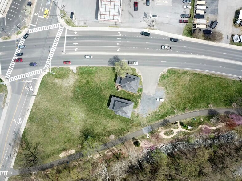 More Photos Of 602 Radham St, Front Royal Specialty For Sale