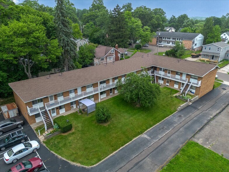 More Photos Of 2615 Ellet Ave, Akron Apartments For Sale