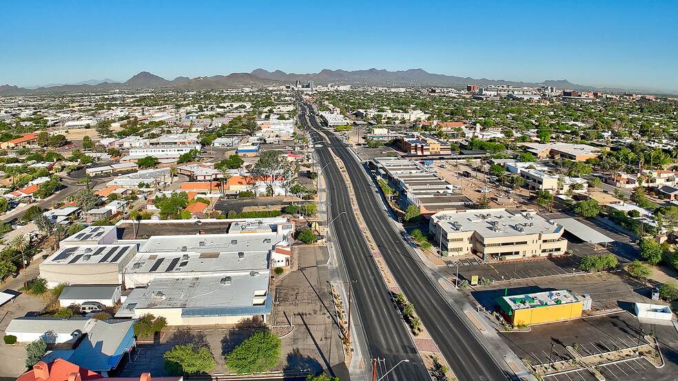 More Photos Of 2636-2640 E Broadway Blvd, Tucson Freestanding For Lease