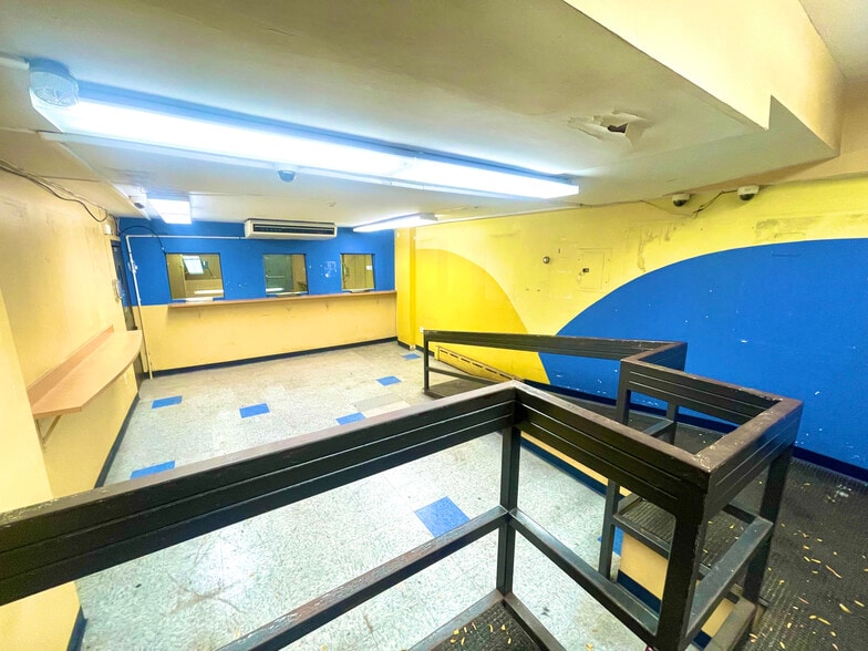 More Photos Of 359 Nostrand Ave, Brooklyn Office For Lease