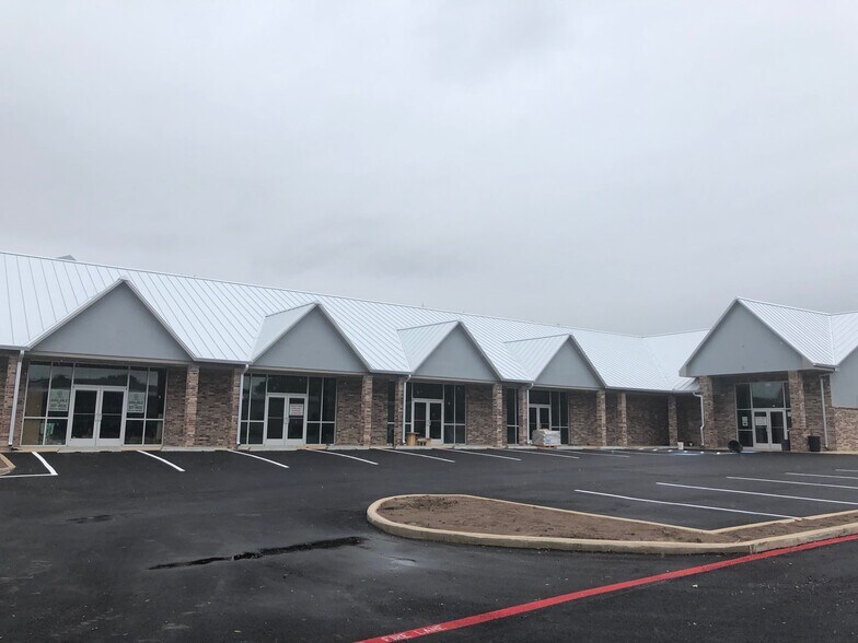 More Photos Of 2101 Pat Booker Rd, Universal City Medical For Sale