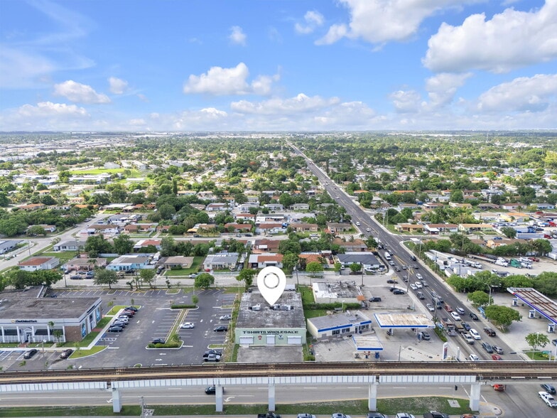More Photos Of 3221 NW 79th St, Miami General Retail For Sale