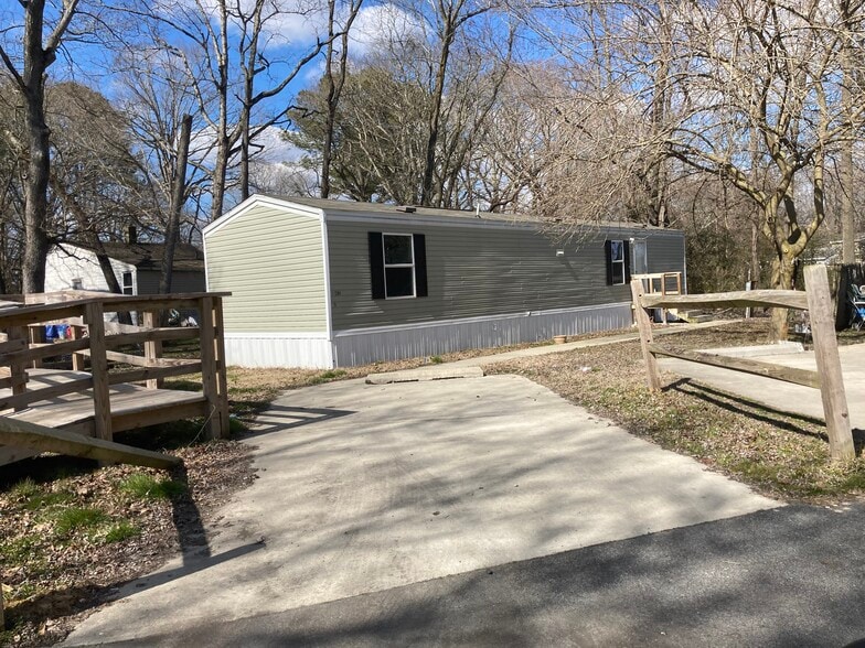 More Photos Of 11180 Warwick Ln, Princess Anne Manufactured Housing Mobile Home Park For Sale