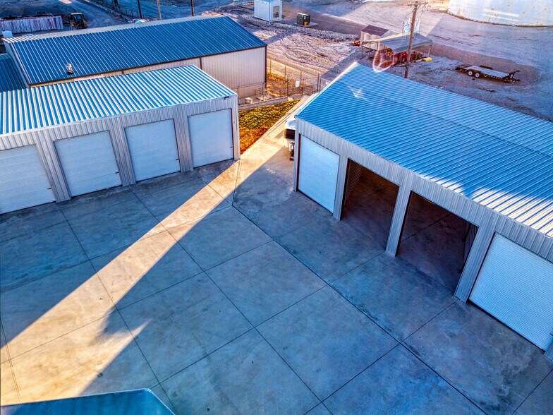 More Photos Of 6200 E Interstate 20, Aledo Flex For Lease