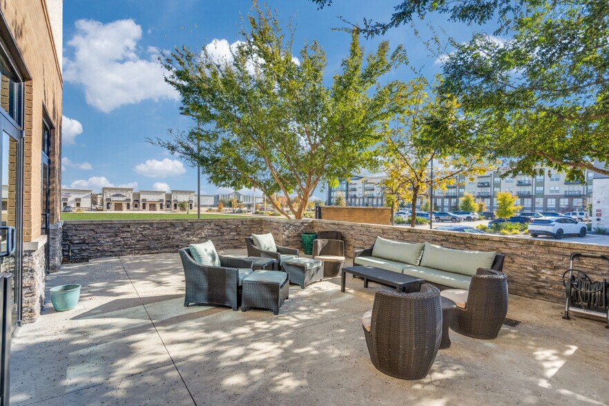More Photos Of 955 State Highway 121, Allen Freestanding For Sale