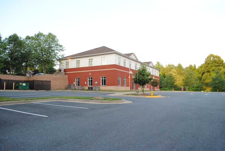 More Photos Of 20 PGA Dr, Stafford Office For Lease