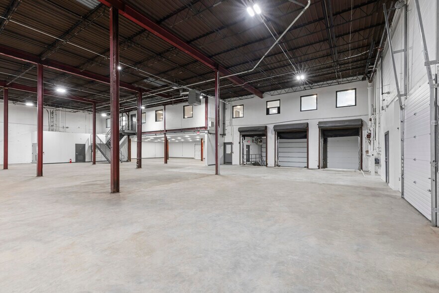 More Photos Of 210 Beacham St, Everett Refrigeration Cold Storage For Lease