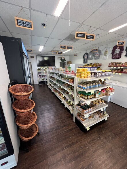 More Photos Of 4000 W Newberry Rd, Gainesville Storefront Retail Office For Sale