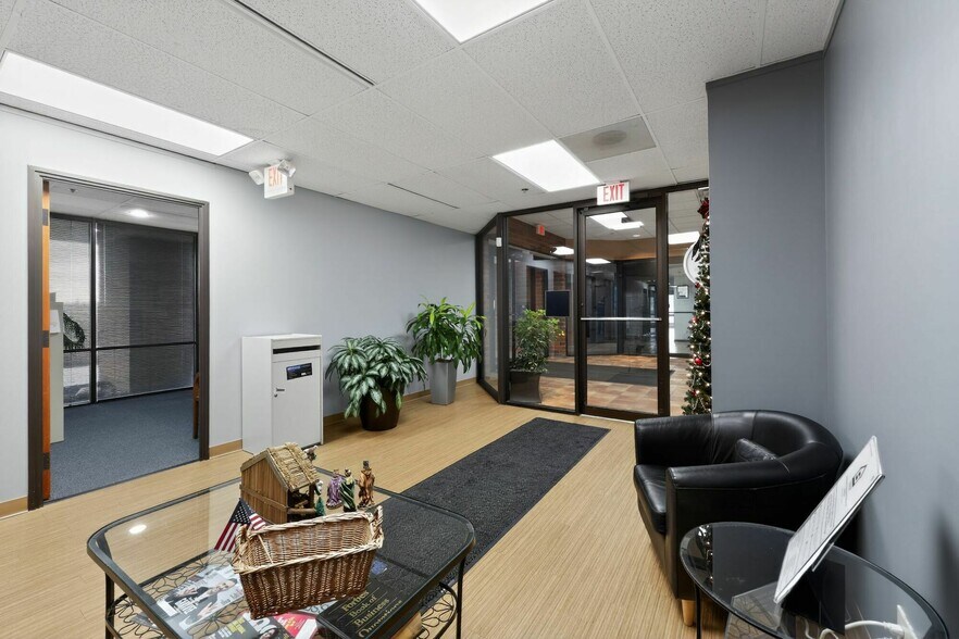 More Photos Of 400 TechneCenter Dr, Milford Office For Sale