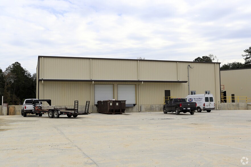 More Photos Of 5240-5250 Old Louisville Rd, Pooler Unknown For Lease