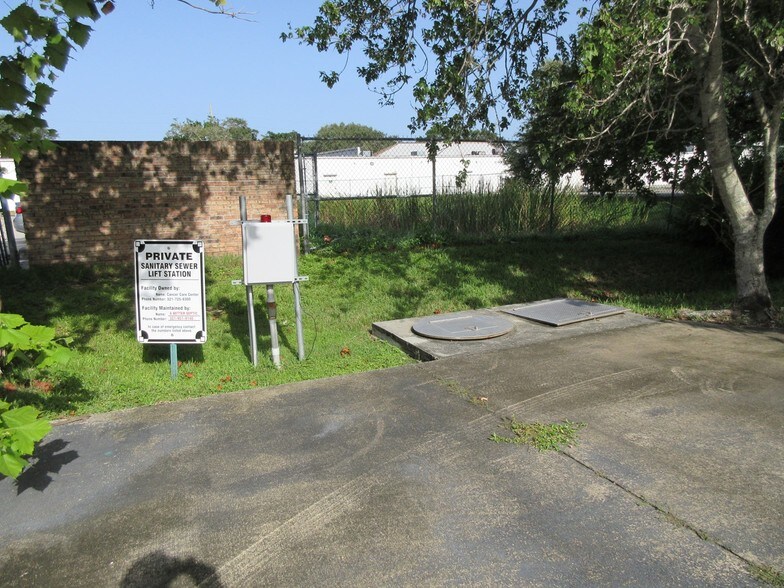 More Photos Of 1264 Malabar Rd SE, Palm Bay Medical For Sale