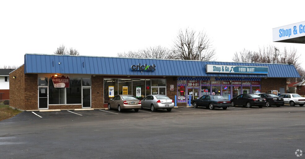 Primary Photo Of 1089-1097 W Locust St, Wilmington Unknown For Lease