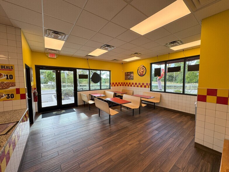 More Photos Of 800 Leonard Blvd N, Lehigh Acres Freestanding For Sale