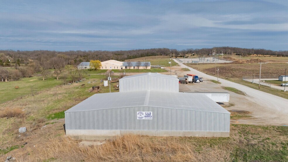 More Photos Of 9705 SE 1300th Rd, Humansville Industrial For Sale