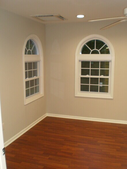 More Photos Of 1707 Langhorne Newtown Rd, Langhorne Medical For Lease