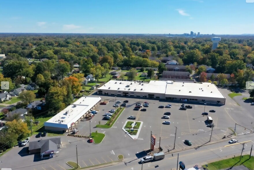 More Photos Of 2614 Charlestown Rd, New Albany Freestanding For Lease