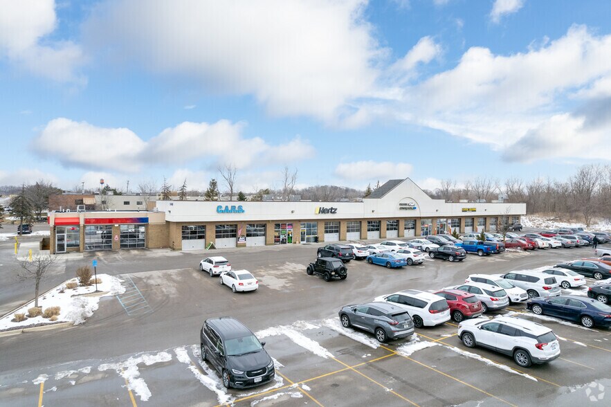 Primary Photo Of 24400 Novi Rd, Novi Auto Repair For Lease