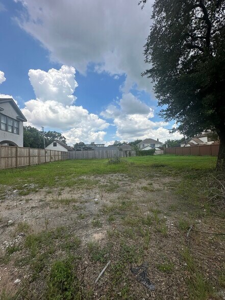 More Photos Of 1648 Richmond Ave, Houston Land For Sale