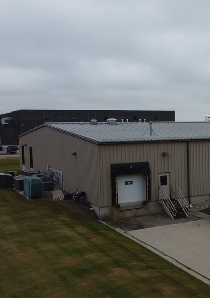 More Photos Of 1150 5th Ave SE, Hutchinson Office For Lease