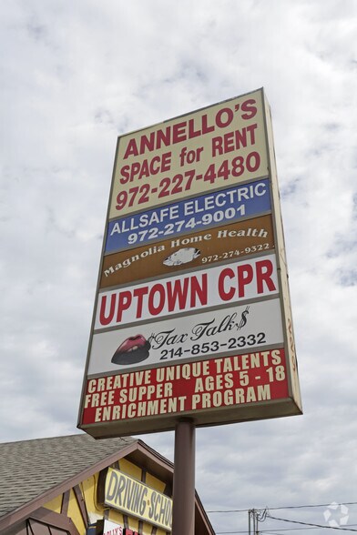 More Photos Of 229 E Belt Line Rd, DeSoto Freestanding For Lease