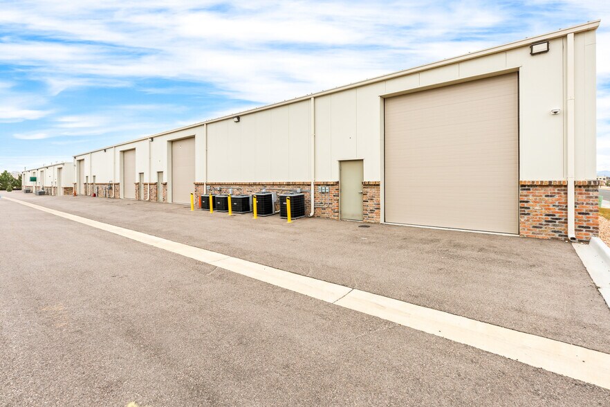 More Photos Of 4530 Venture Dr, Johnstown Warehouse For Sale