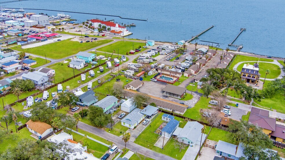 More Photos Of 301 S Fulton Beach, Rockport Trailer Camper Park For Sale