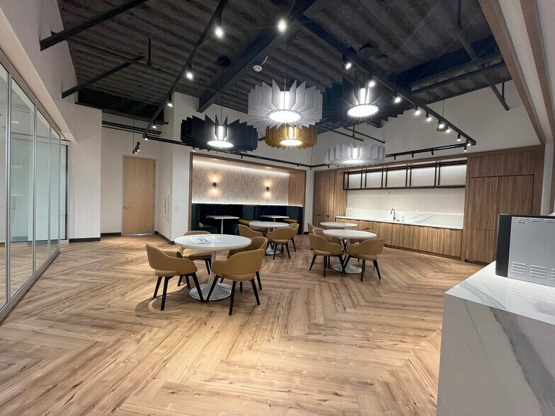 More Photos Of 58 S River Dr, Tempe Office For Lease