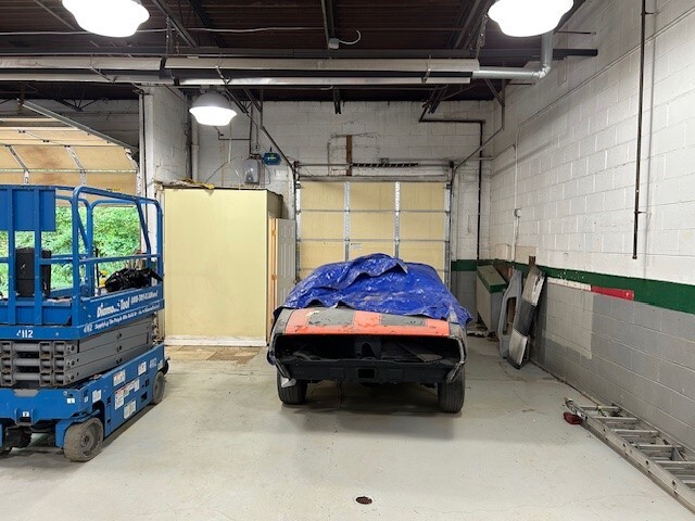 More Photos Of 2-4 Front St, Upland Warehouse For Sale