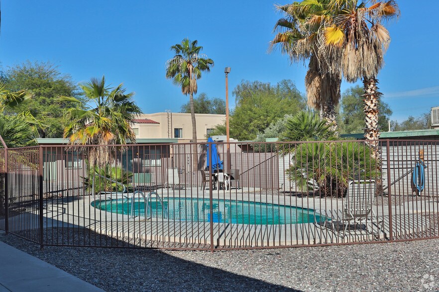 More Photos Of 1518 E Hedrick Dr, Tucson Apartments For Sale
